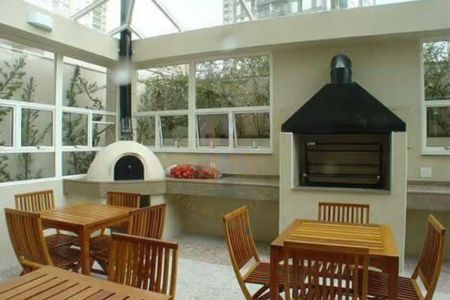 Apartamento para alugar com 3 quartos, 255m² em Vila Nova Conceição, São Paulo