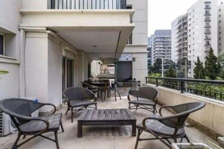 Apartamento para alugar com 3 quartos, 255m² em Vila Nova Conceição, São Paulo