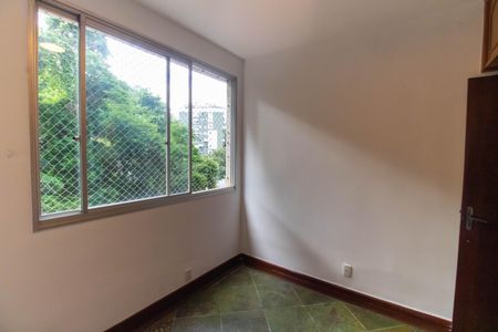 Apartamento à venda com 115m², 3 quartos e 1 vagaQuarto 2