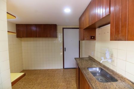 Apartamento à venda com 115m², 3 quartos e 1 vagaCozinha