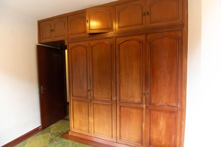 Apartamento à venda com 115m², 3 quartos e 1 vagaQuarto 2