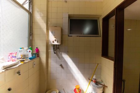 Apartamento à venda com 115m², 3 quartos e 1 vagaÁrea de Serviço