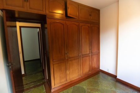 Apartamento à venda com 115m², 3 quartos e 1 vagaQuarto 2