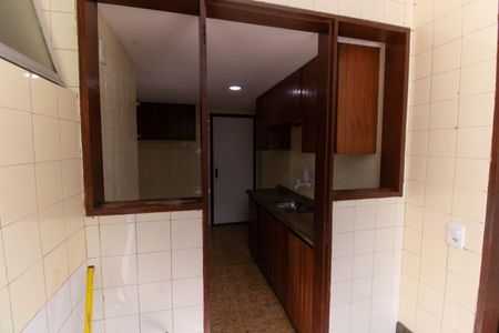 Apartamento à venda com 115m², 3 quartos e 1 vagaÁrea de Serviço