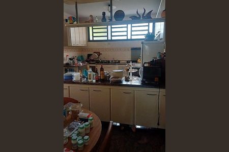 Casa à venda com 3 quartos, 255m² em Vila Eldizia, Santo André