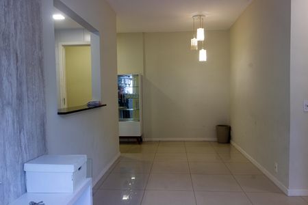 Apartamento à venda com 56m², 2 quartos e 1 vagaSala