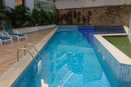 Apartamento à venda com 56m², 2 quartos e 1 vagaÁrea comum - Piscina
