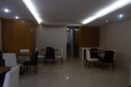 Apartamento à venda com 56m², 2 quartos e 1 vagaÁrea comum - Salão de festas