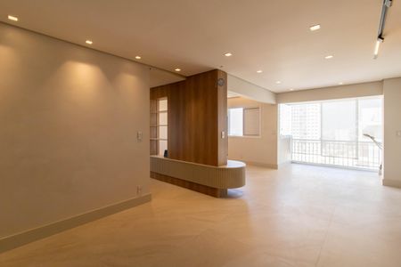 Apartamento à venda com 90m², 2 quartos e 2 vagasSala