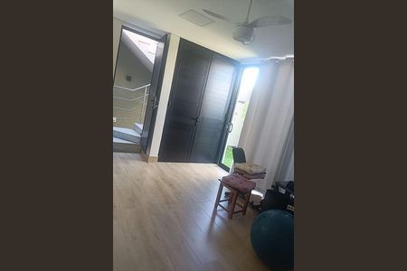 Casa à venda com 4 quartos, 225m² em Swiss Park, Campinas