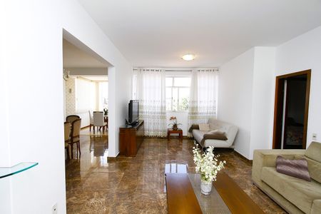 Sala de apartamento à venda com 3 quartos, 160m² em Santa Lúcia, Belo Horizonte