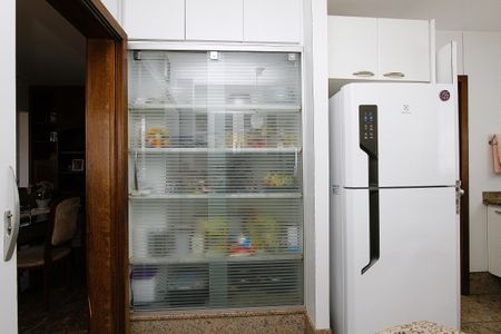Apartamento à venda com 160m², 3 quartos e 2 vagasCozinha