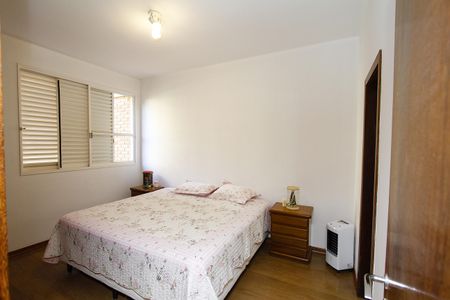 Apartamento à venda com 160m², 3 quartos e 2 vagasQuarto 2 - Suíte
