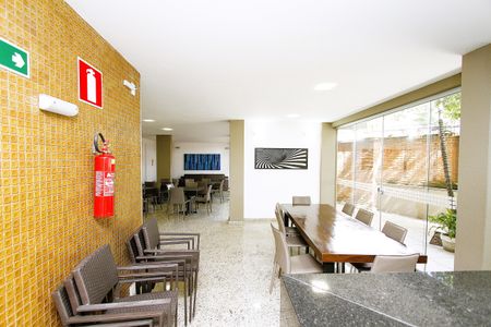 Apartamento à venda com 160m², 3 quartos e 2 vagasÁrea comum - Salão de festas
