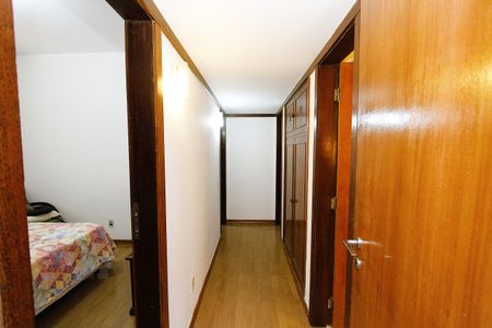 Apartamento à venda com 160m², 3 quartos e 2 vagasQuarto 1