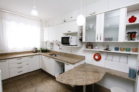 Apartamento à venda com 160m², 3 quartos e 2 vagasCozinha