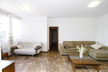 Apartamento à venda com 160m², 3 quartos e 2 vagasSala
