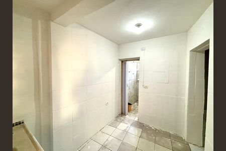 Sala de casa para alugar com 1 quarto, 40m² em Jardim Eliane, São Paulo