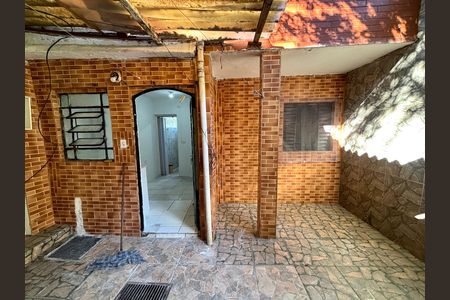 Casa para alugar com 40m², 1 quarto e sem vaga Casa para alugar com 40m², 1 quarto e sem vagaQuintal