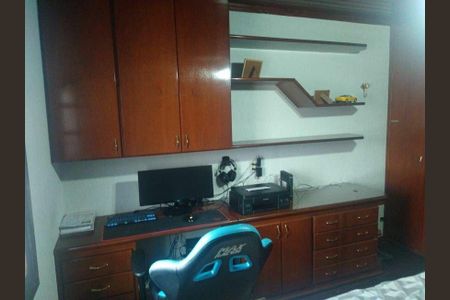 Casa à venda com 3 quartos, 180m² em Jardim Edith, São Paulo