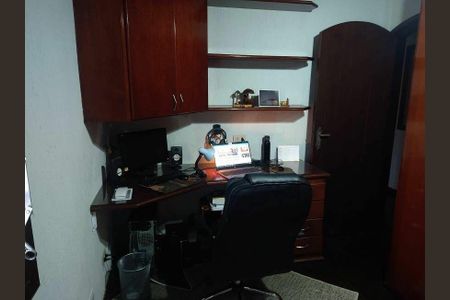 Casa à venda com 3 quartos, 180m² em Jardim Edith, São Paulo