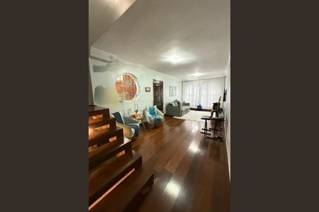 Casa à venda com 3 quartos, 200m² em Jabaquara, São Paulo