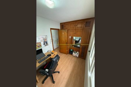 Casa à venda com 200m², 3 quartos e 2 vagas