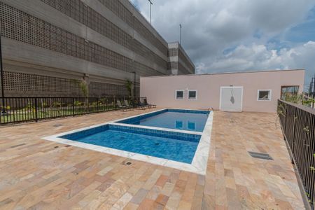 Apartamento para alugar com 55m², 2 quartos e 1 vagaÁrea comum - Piscina