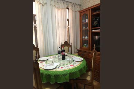 Sala de casa para alugar com 2 quartos, 80m² em Cidade Nova, Rio de Janeiro