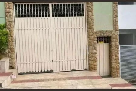 Casa para alugar com 119m², 3 quartos e 1 vaga