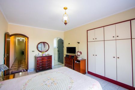 Casa à venda com 193m², 3 quartos e 2 vagasQuarto 1 - Suíte