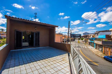 Casa à venda com 193m², 3 quartos e 2 vagasVaranda do quarto 1