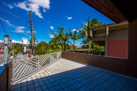 Casa à venda com 193m², 3 quartos e 2 vagasVaranda do quarto 1