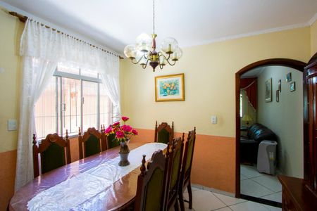 Casa à venda com 193m², 3 quartos e 2 vagasCopa