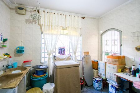 Casa à venda com 193m², 3 quartos e 2 vagasÁrea de serviço