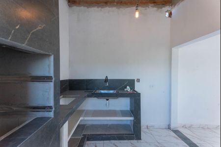 Casa para alugar com 80m², 2 quartos e 1 vagaCozinha