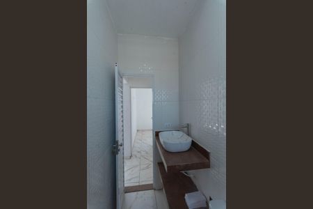 Casa para alugar com 80m², 2 quartos e 1 vagaBanheiro