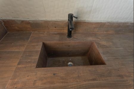 Casa para alugar com 80m², 2 quartos e 1 vagaBanheiro