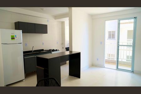 Sala de apartamento para alugar com 2 quartos, 46m² em Jardim do Triunfo, Guarulhos
