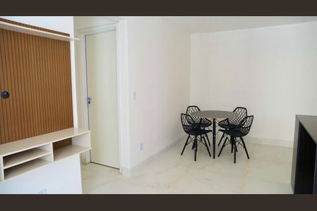 Sala de apartamento para alugar com 2 quartos, 46m² em Jardim do Triunfo, Guarulhos