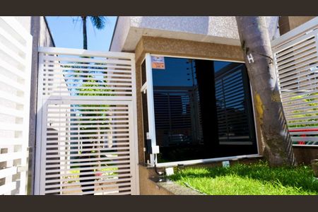 Apartamento para alugar com 46m², 2 quartos e 1 vagaFachada e portaria