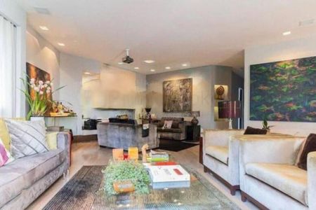 Apartamento à venda com 220m², 4 quartos e 3 vagas