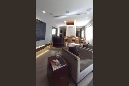 Apartamento à venda com 220m², 4 quartos e 3 vagas