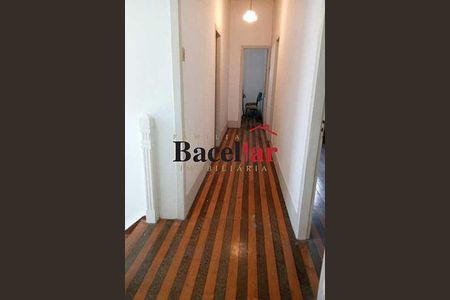 Casa à venda com 4 quartos, 332m² em Rio Comprido, Rio de Janeiro