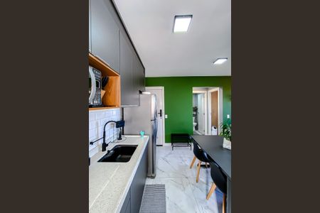 Apartamento para alugar com 38m², 2 quartos e sem vagaCozinha e Área de Serviço