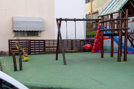 Apartamento para alugar com 70m², 2 quartos e 1 vagaÁrea comum - Playground