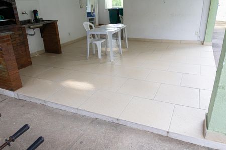 Apartamento para alugar com 70m², 2 quartos e 1 vagaÁrea comum - Churrasqueira