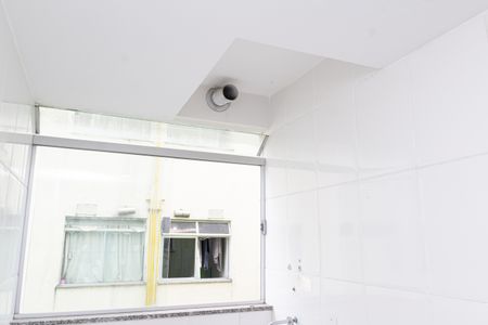 Apartamento para alugar com 70m², 2 quartos e 1 vagaÁrea de Serviço