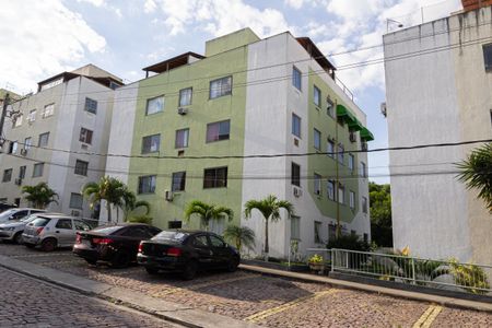 Apartamento para alugar com 70m², 2 quartos e 1 vagaFachada