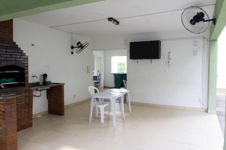 Apartamento para alugar com 70m², 2 quartos e 1 vagaÁrea comum - Churrasqueira